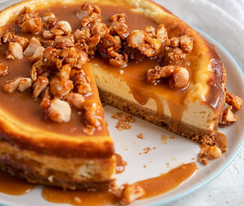 Macadamia Caramel Cheesecake